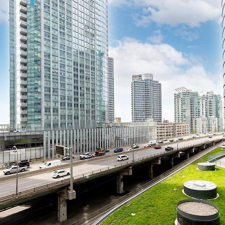 Downtown Toronto Condo Near Cn Tower, Mtcc, Rogers Center , Union Station Buitenkant foto