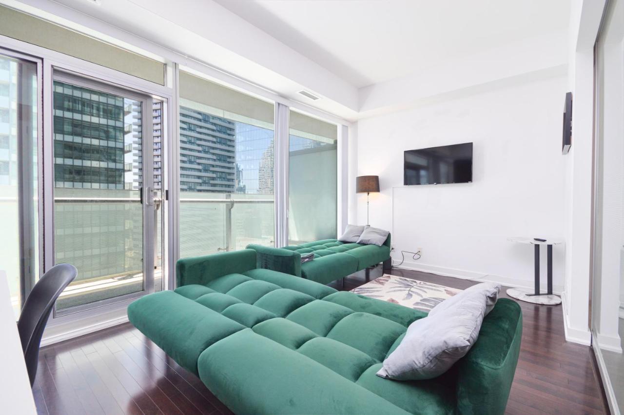 Downtown Toronto Condo Near Cn Tower, Mtcc, Rogers Center , Union Station Buitenkant foto