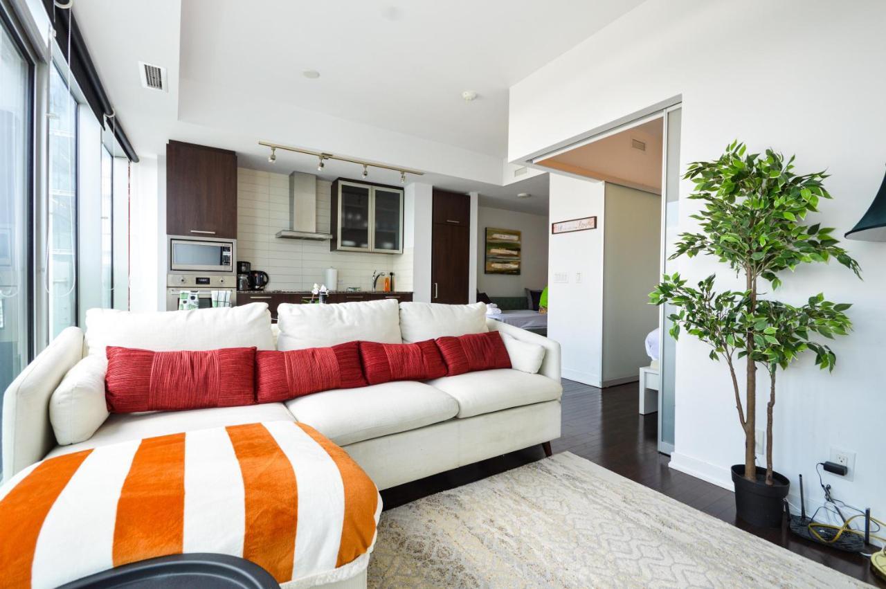 Downtown Toronto Condo Near Cn Tower, Mtcc, Rogers Center , Union Station Buitenkant foto