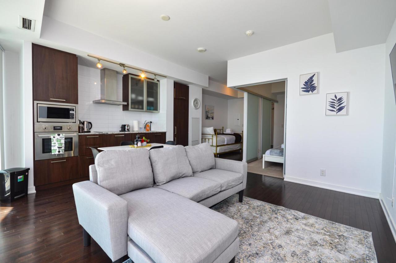 Downtown Toronto Condo Near Cn Tower, Mtcc, Rogers Center , Union Station Buitenkant foto