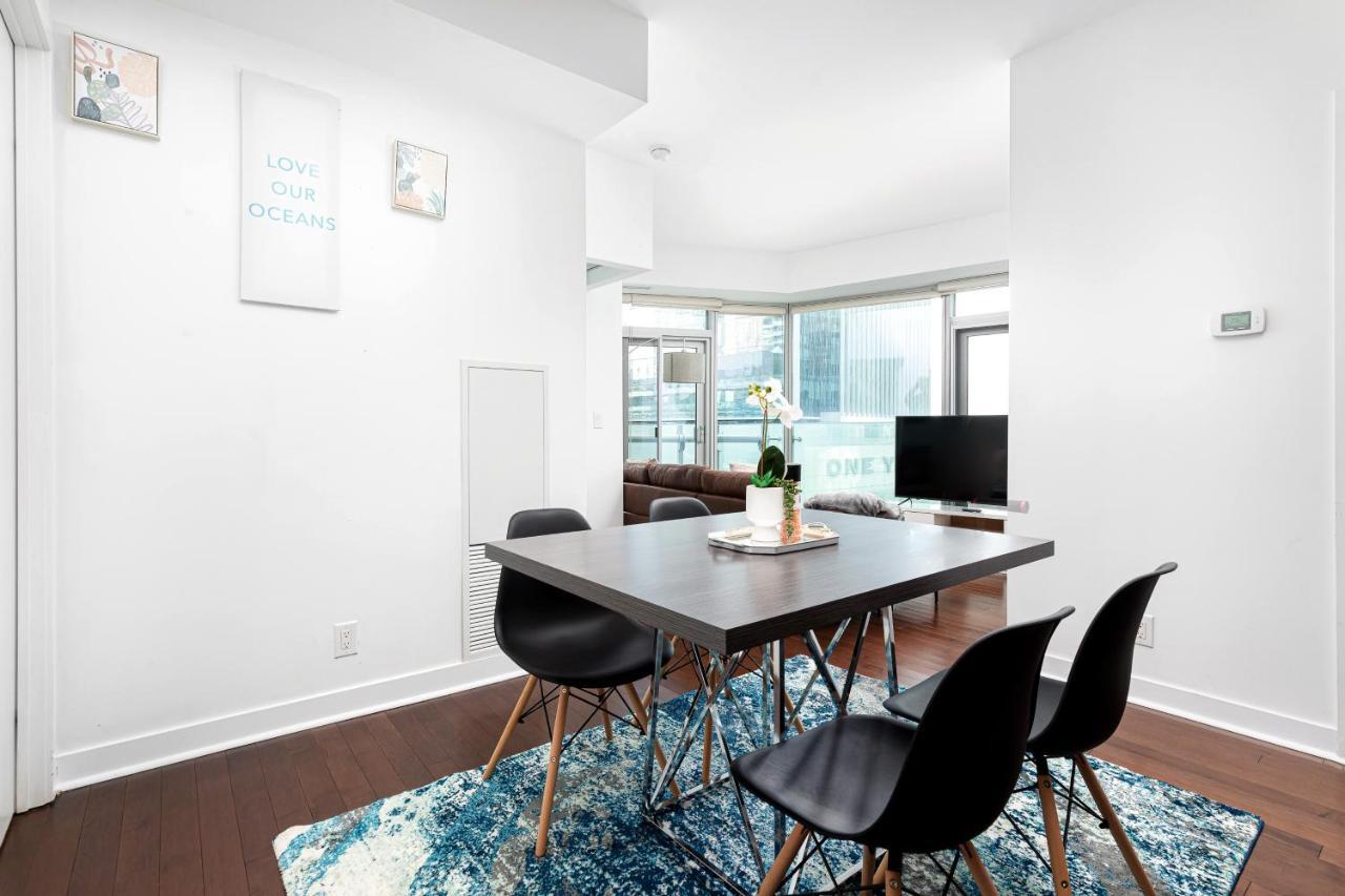 Downtown Toronto Condo Near Cn Tower, Mtcc, Rogers Center , Union Station Buitenkant foto