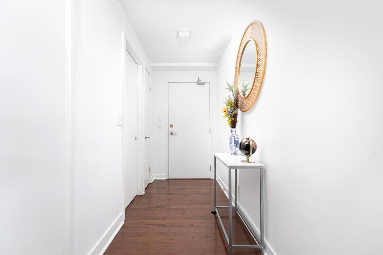 Downtown Toronto Condo Near Cn Tower, Mtcc, Rogers Center , Union Station Buitenkant foto