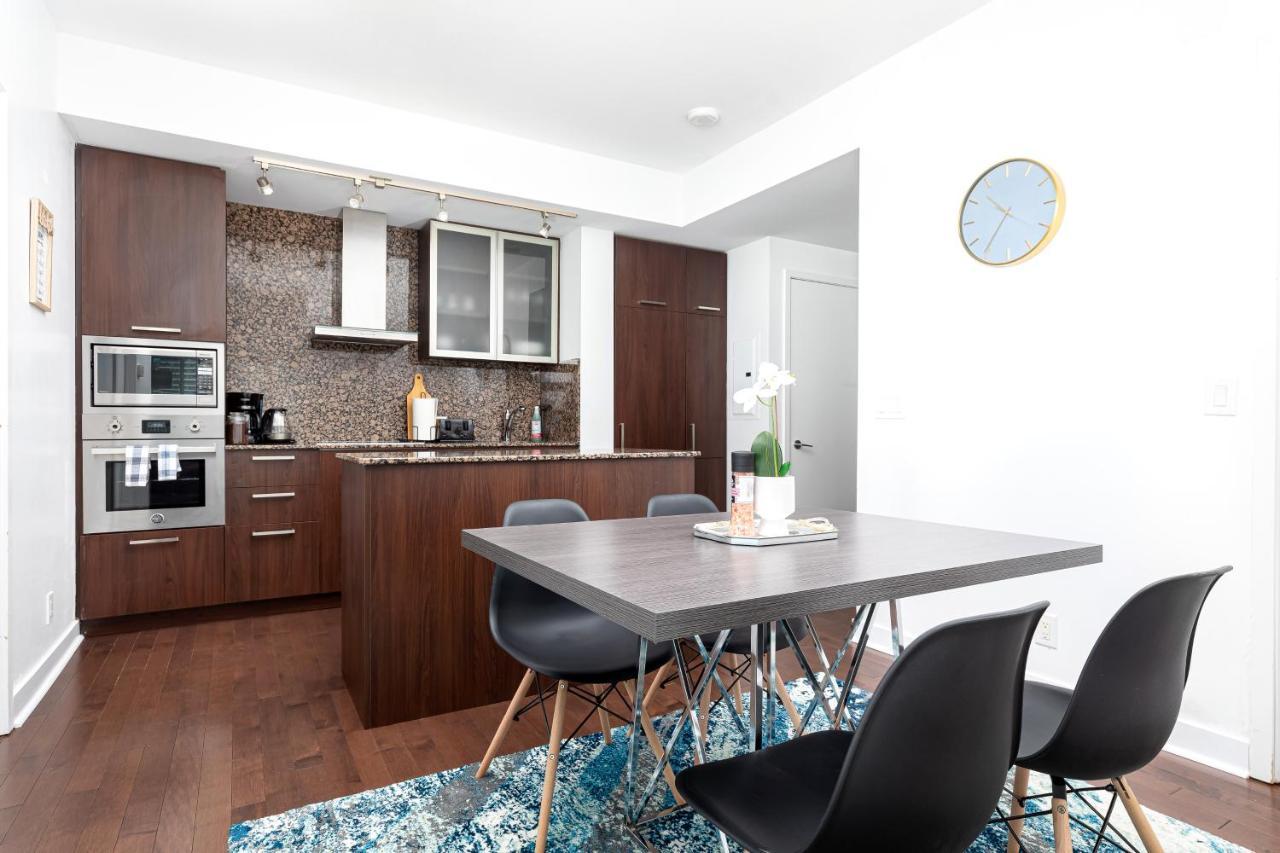 Downtown Toronto Condo Near Cn Tower, Mtcc, Rogers Center , Union Station Buitenkant foto