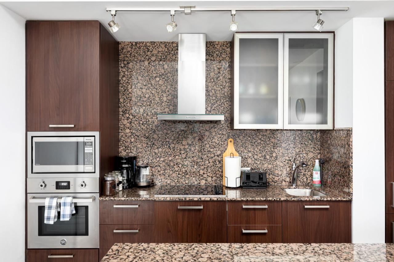 Downtown Toronto Condo Near Cn Tower, Mtcc, Rogers Center , Union Station Buitenkant foto